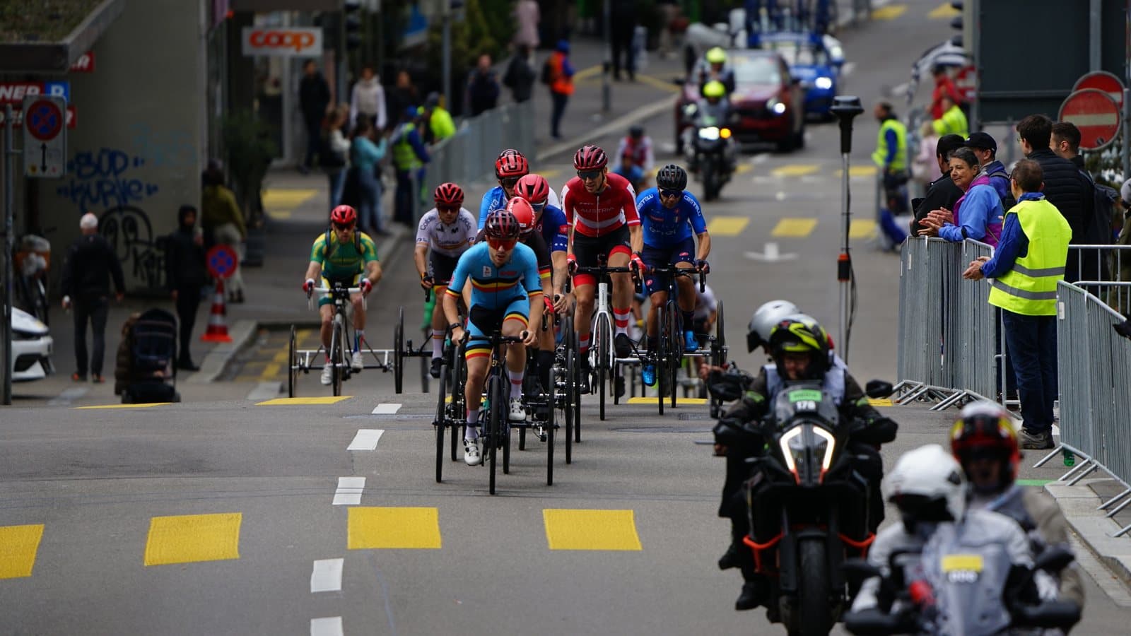 2024 UCI Para cycling Road World Championships Zurich Women & Men T1 2 R 01. File photograph. Foto d'archivio.